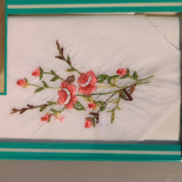 Paris 2 Embroidered Floral Handkerchiefs Vintage Pink Blue White - Picture 2 of 4